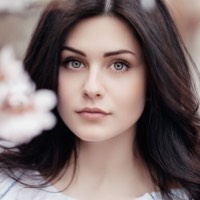 womanprofile2_200